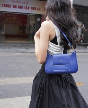 Túi kẹp nách da thật Kat – Flora màu xanh cobalt