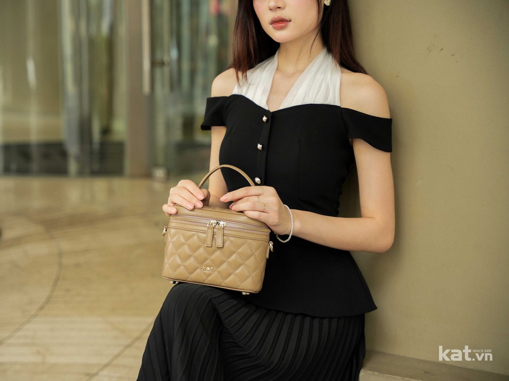 túi cốp màu beige Harper da thật