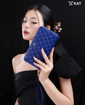 Ví dài màu xanh cobalt Dora da thật