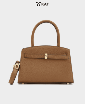 Tui cam tay mau nau caramel Ciara da that