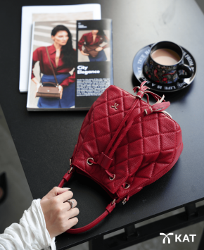 Túi bucket màu đỏ ruby Zoe da thật